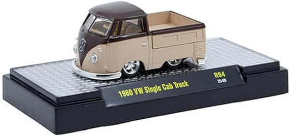 M2 Machines Detroit Muscle 1960 V-Dub Single Cab Truck Brown and Tan Adult Collectible R94 25-69