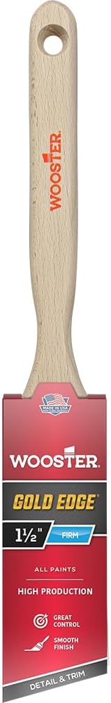 Wooster 5231-1 1/2 Series 5231 1-1/2" Gold Edge Angle Brush, 1 1/2 Inch