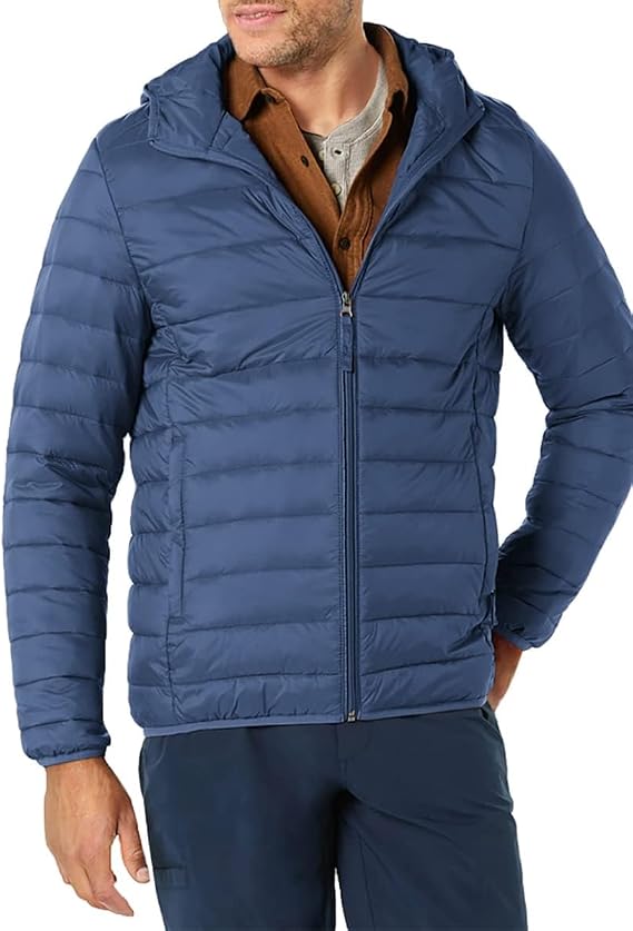 Amazon Essentials Men's Lightweight Water-Resistant Packable Hooded Puffer Jacket