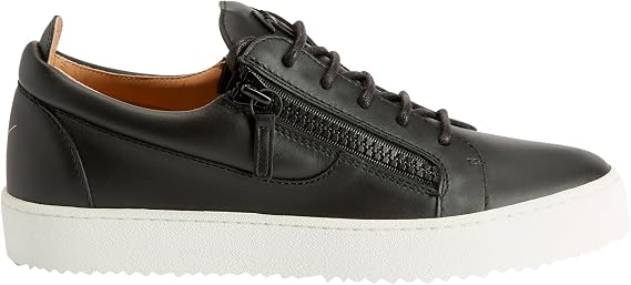 Frankie Low Top Sneakers