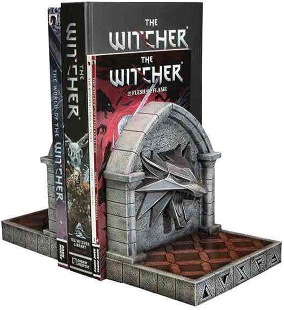 Dark Horse Deluxe The Witcher: Wild Hunt Bookends, Multicolor