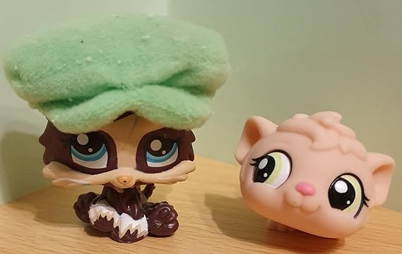 Littlest Pet Shop Pet Pairs Yorki & Guinea Pig