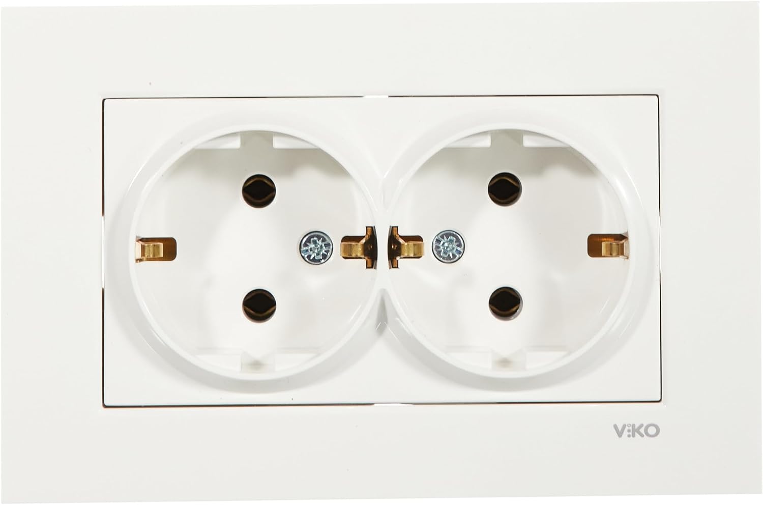 Viko Karre White Double Ground Socket