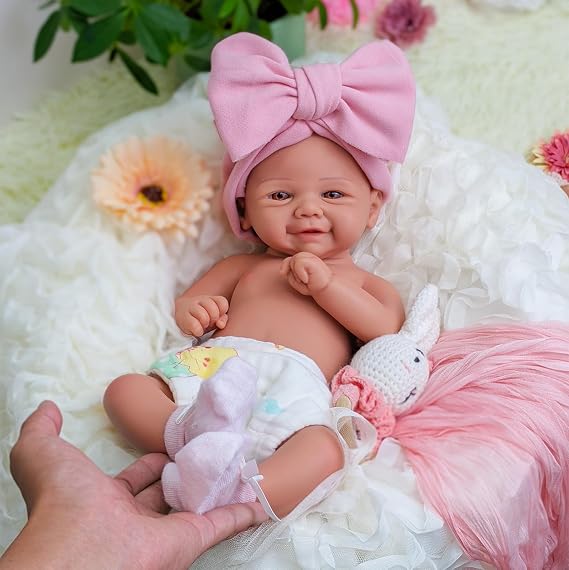 17Inch Lifelike Silicone Reborn Baby Doll Smiling for Kids 3+