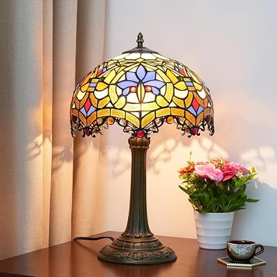 Tiffany Stained Glass Table Lamps European Retro Love Beads Guest Restaurant Bar Lamp Study Bedroom Bedside Lamp 12 Village Gift Nightstand Lamps