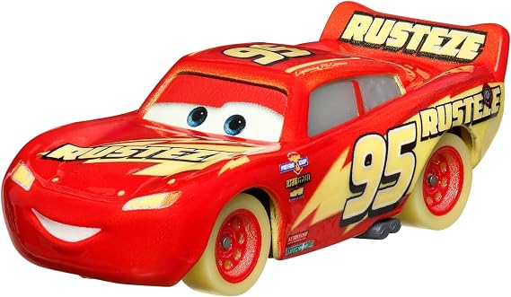 Cars Karanlıkta Parlayan Yarışçılar Tekli Karakter Araçlar HPG76 - Hpg77 Lightning Mcqueen