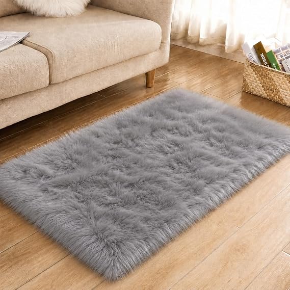 Grey Non Slip Fluffy Rugs 40x60cm Faux Fur Small Rugs for Bedroom