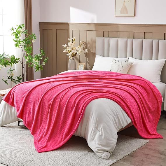 NEWCOSPLAY Super Soft Queen Blanket Dark Rose Red Premium Silky Flannel Fleece Leaf Pattern Lightweight Bed Blanket for All Season Use Dark Rose Red, Queen 90"x90"