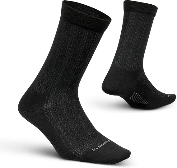 Feetures Everyday Ultra Light Cushion Crew Sock for Women - Moisture-Wicking Socks - (1 Pair)