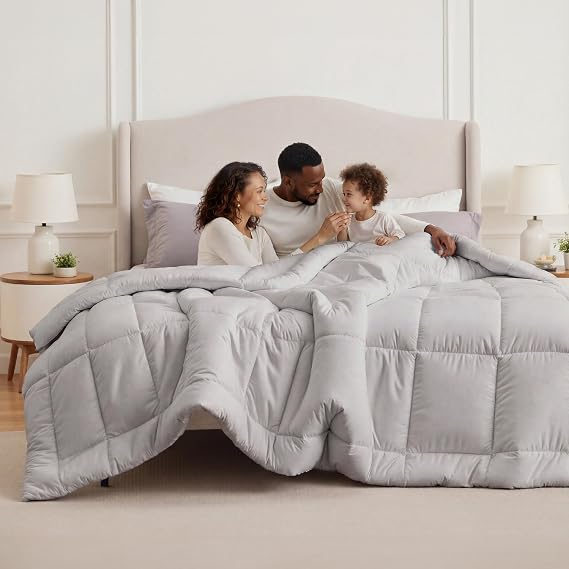 Bedsure Comforter Duvet Insert - Quilted Comforters Oversized King, All Season Duvet, GentleSoft Down Alternative Bedding Blanket, with 8 Tabs, Gifts for Women/Men, Light Grey, Oversized King 116x98